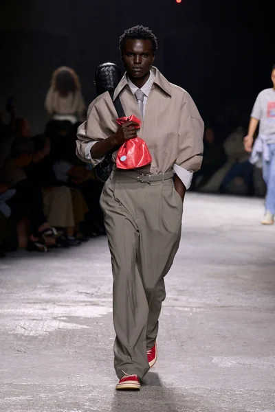 Look 26